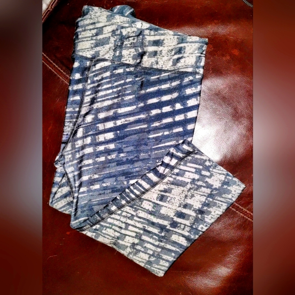 Under armour compression yoga pants